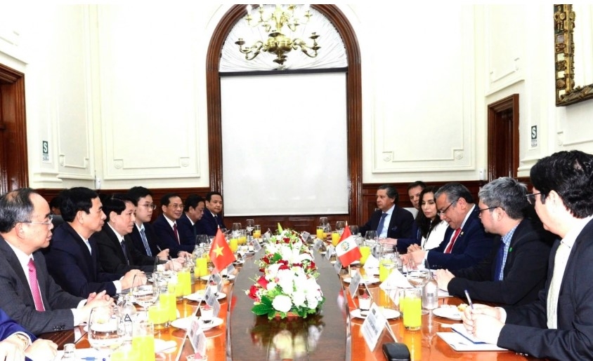 State leader meets with President of Peruvian Council of Ministers in Lima